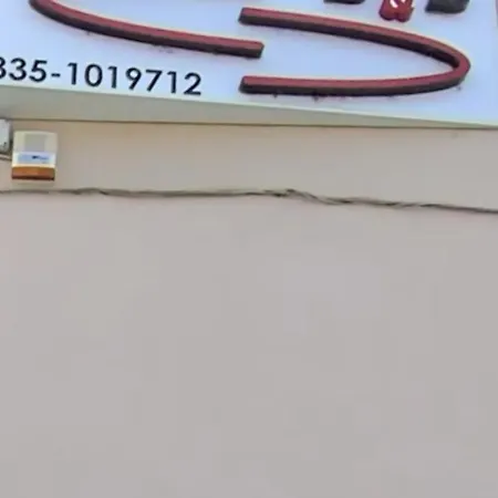 Panzió Mauro B E B *